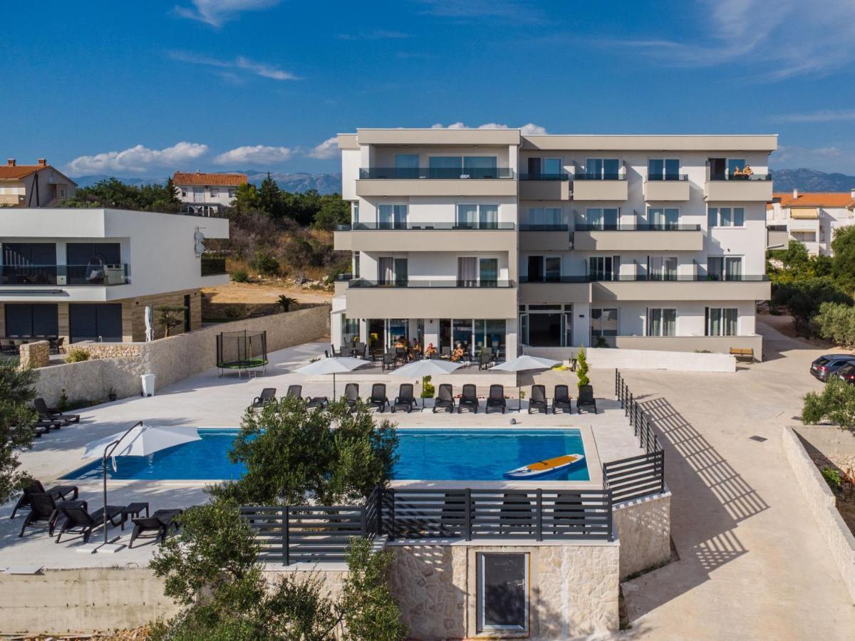 Pansion Comfort Lepar Novalja Exterior photo